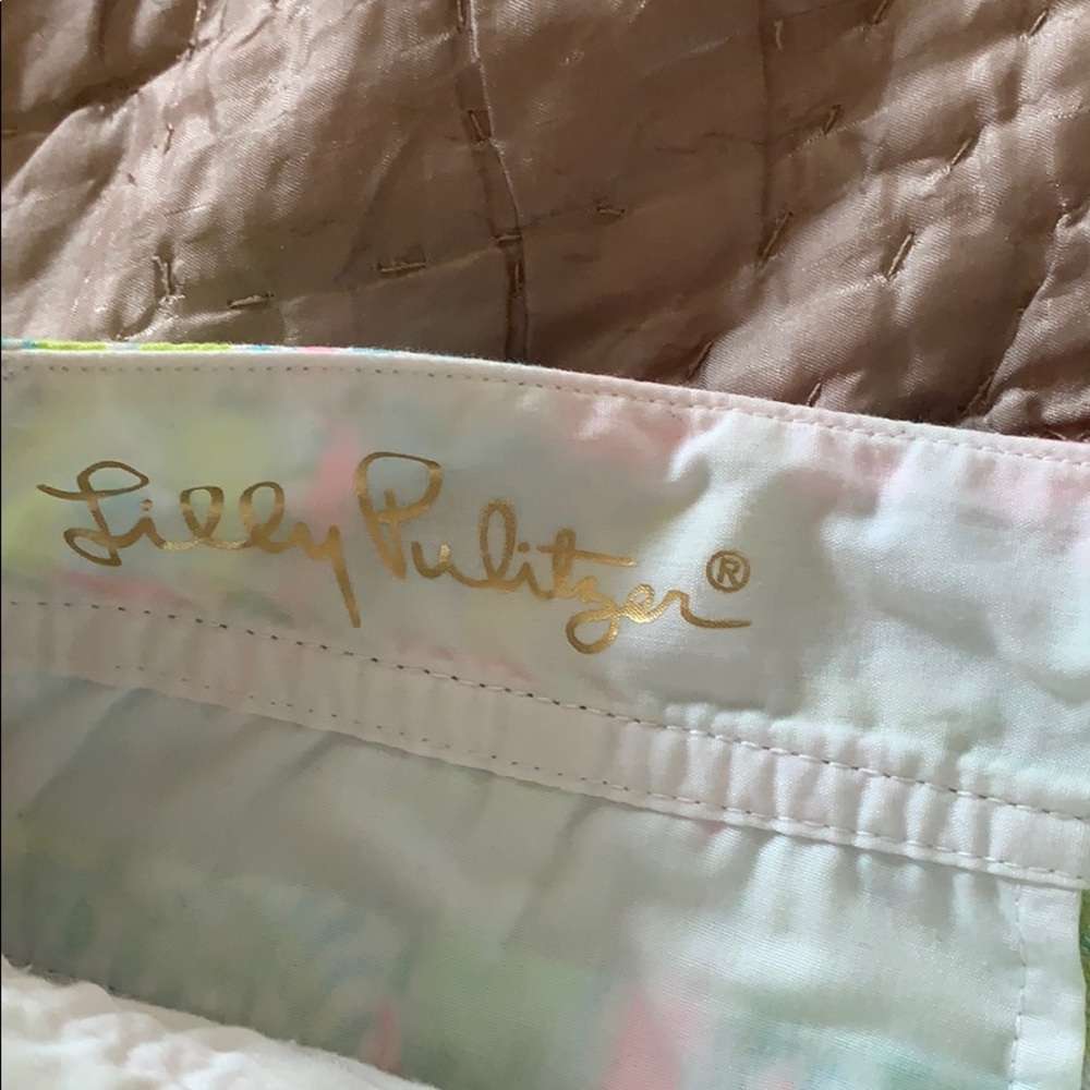 Lilly Pulitzer Walsh Shorts - Picture 4 of 5